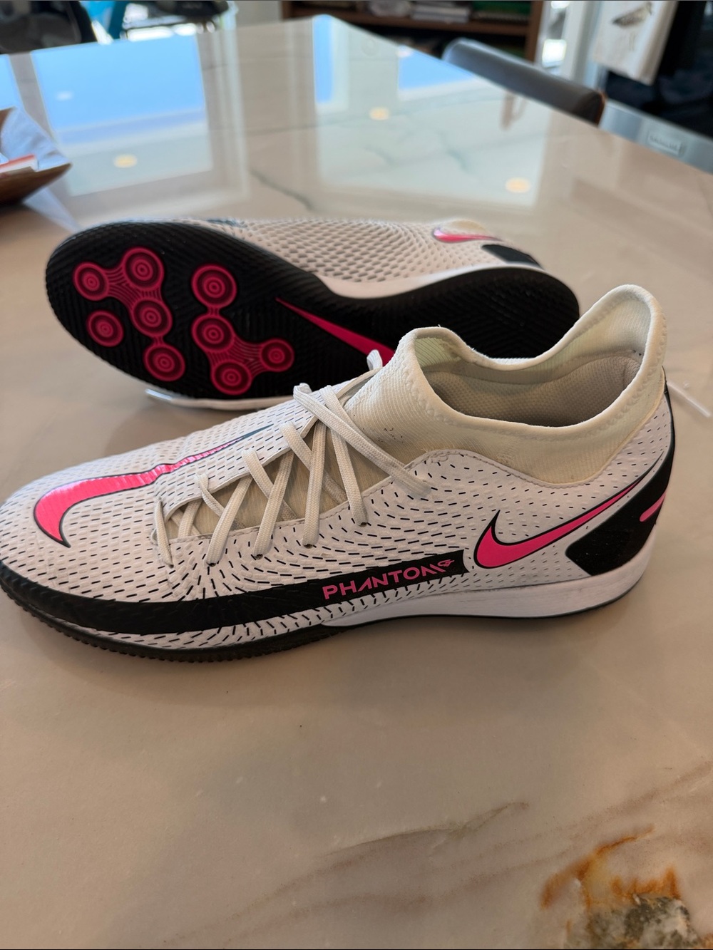 ⚽️Nike Phantom Indoor Soccer Shoes - White/Pink/Black - Men’s
